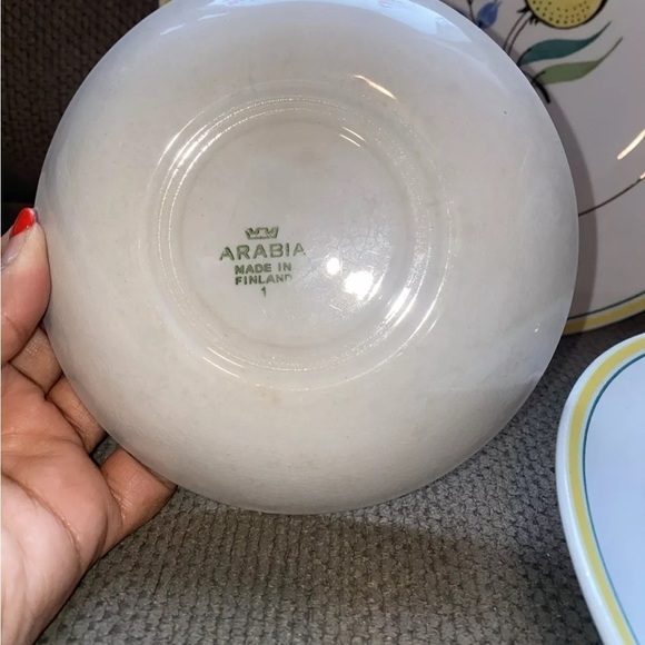 Wildflower Arabia Made in Finland Handpainted also Marked R-30cm Serving Platter - Picture 8 of 11